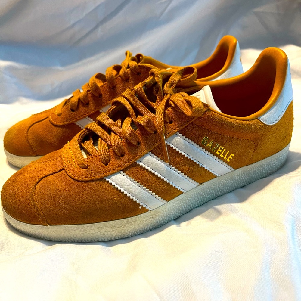 Adidas Gazelle sneakers size 6.5